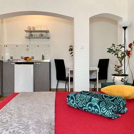 Apartmani Tamara 蒂瓦特 外观 照片