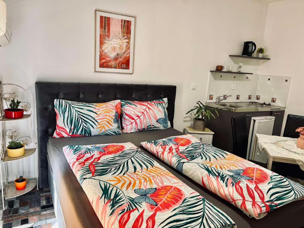 Apartmani Tamara 蒂瓦特 外观 照片