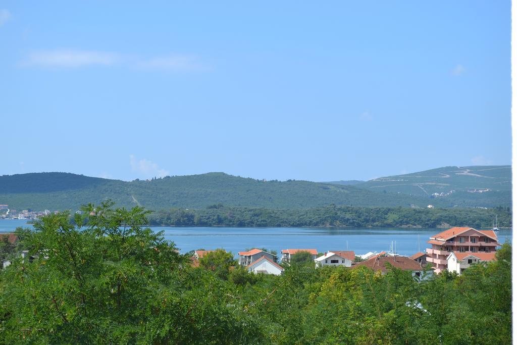 Apartmani Tamara 蒂瓦特 外观 照片